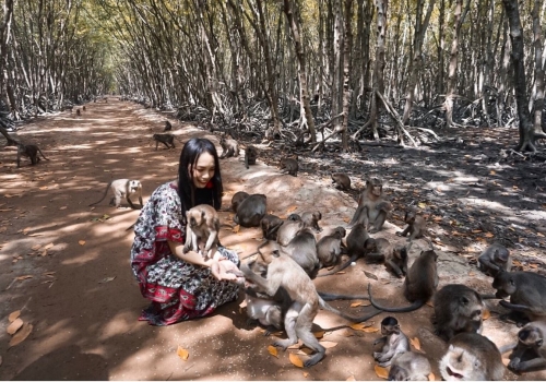 CAN GIO TOUR – MONKEY ISLAND & SAC FOREST