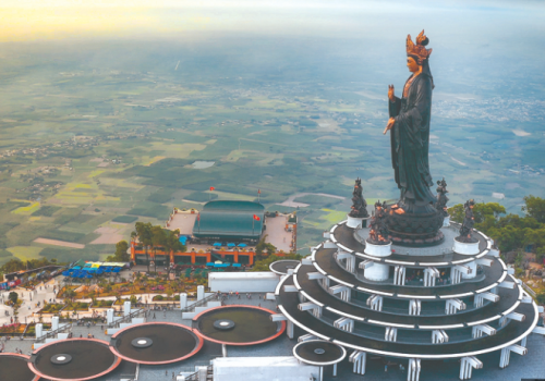 TAY NINH - BA DEN MOUTAIN FULL-DAY TOUR