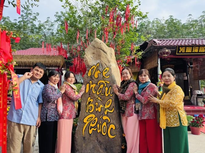 Vietnam Tourist Tân Bình