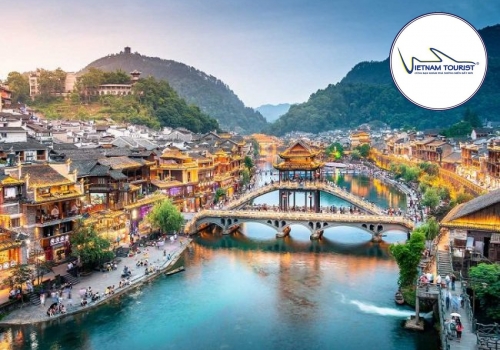 TOUR PHƯỢNG HOÀNG CỔ TRẤN - TRƯƠNG GIA GIỚI - THIÊN MÔN SƠN 